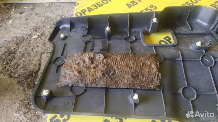 Honda HR-V Обшивка двери багажника