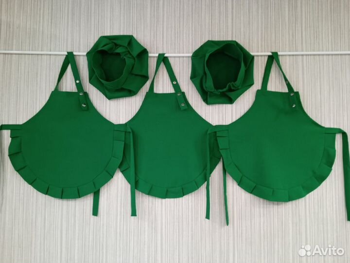 Фартук и колпак детский (новые )