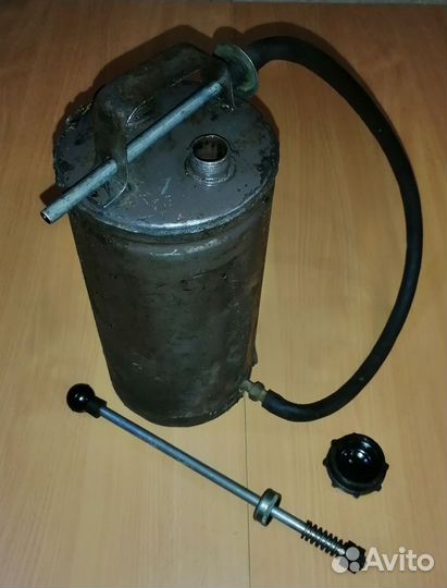 Бачок масляный для заправки мостов