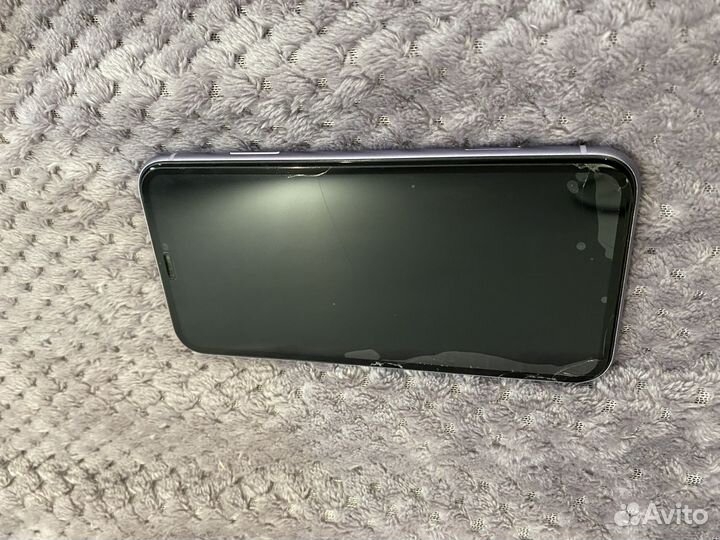 iPhone 11 128
