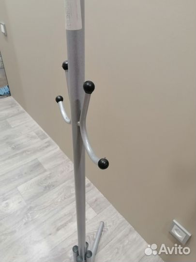 Вешалка для одежды напольная бу