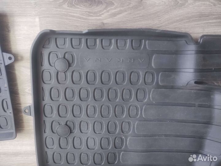 Автомобильные коврики на Рено Аркана оригинальные