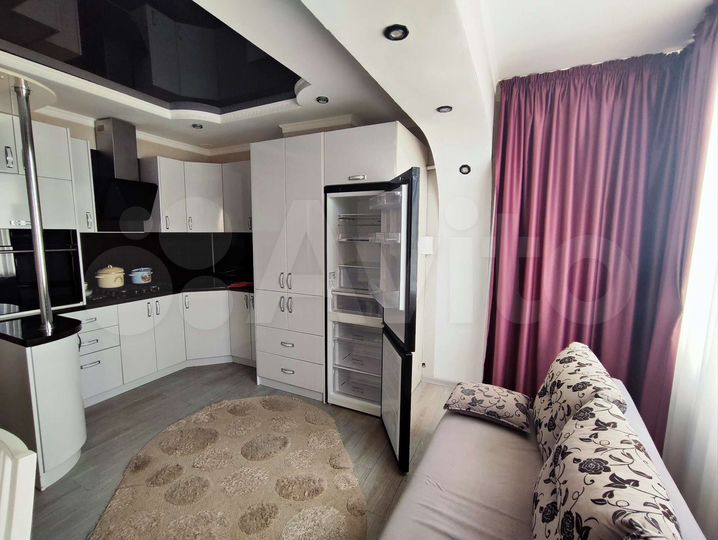 1-к. квартира, 50 м², 8/9 эт.