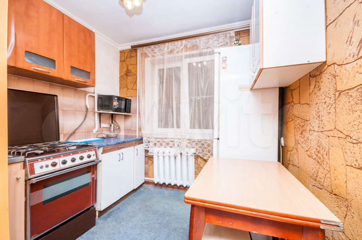 2-к. квартира, 40 м², 1/5 эт.