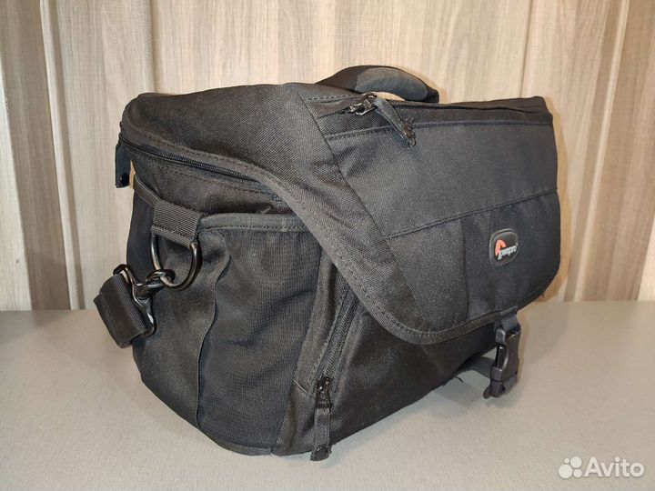 Сумка для фотокамеры lowepro nova200av