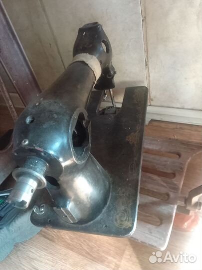 Швейная машинка