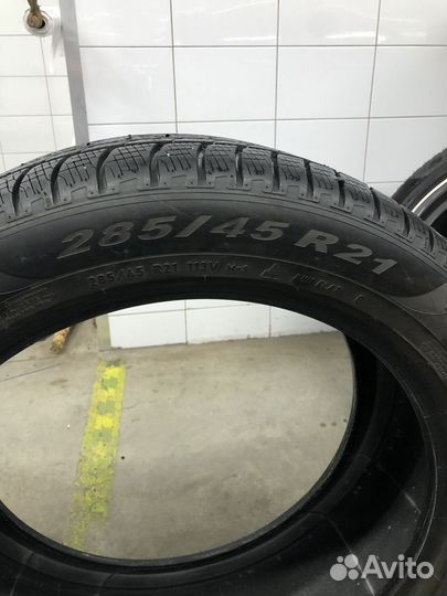 Pirelli Scorpion Winter RFT 285/45 R21 113V