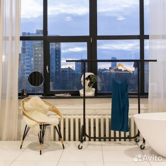 Вешало стойка для одежды