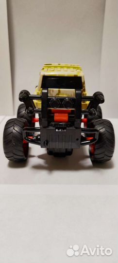 Машинка внедорожник