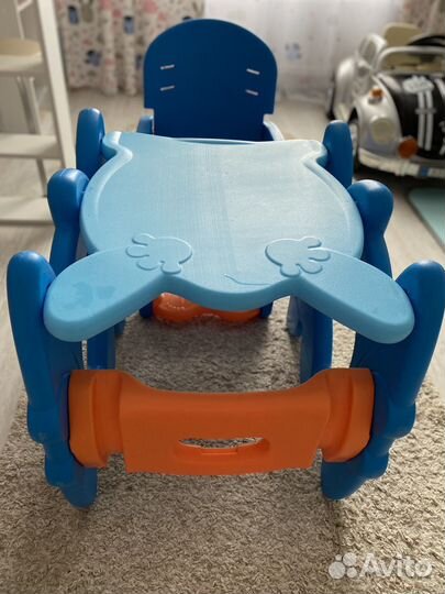 Детский стол и стул