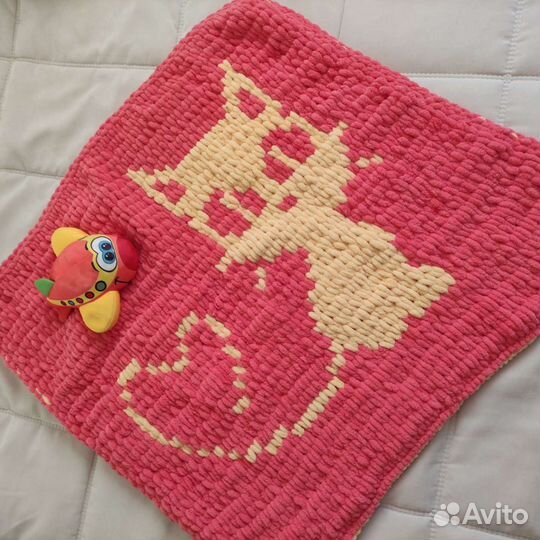 Плед в подушке к году Тигра