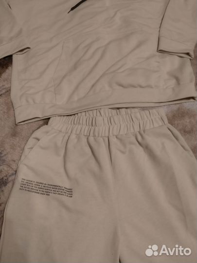 Костюм спортивный новый, оливковый Р-р 44-46