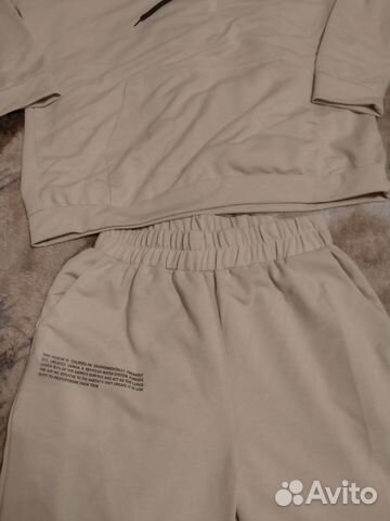 Костюм спортивный новый, оливковый Р-р 44-46