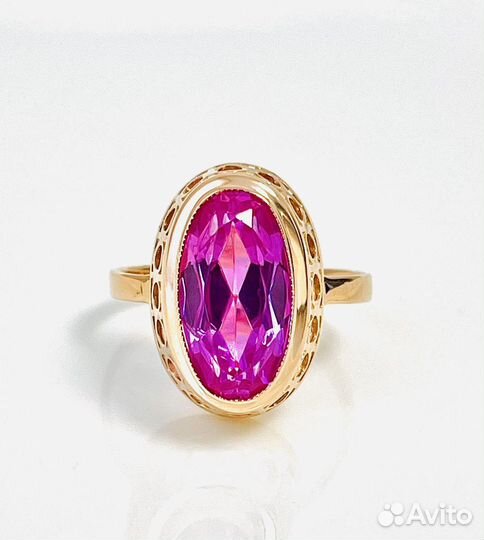 Золотое кольцо с корундом 583 проба