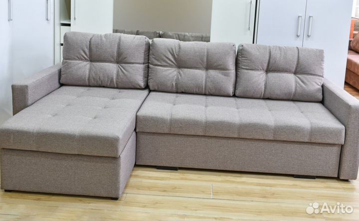 Угловой диван со спальным местом