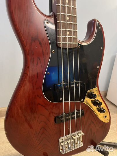 Бас гитара Fender Jazz Bass JBG 70 Japan