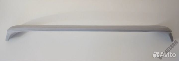 Спойлер на заднюю дверь Toyota Kluger Highlander