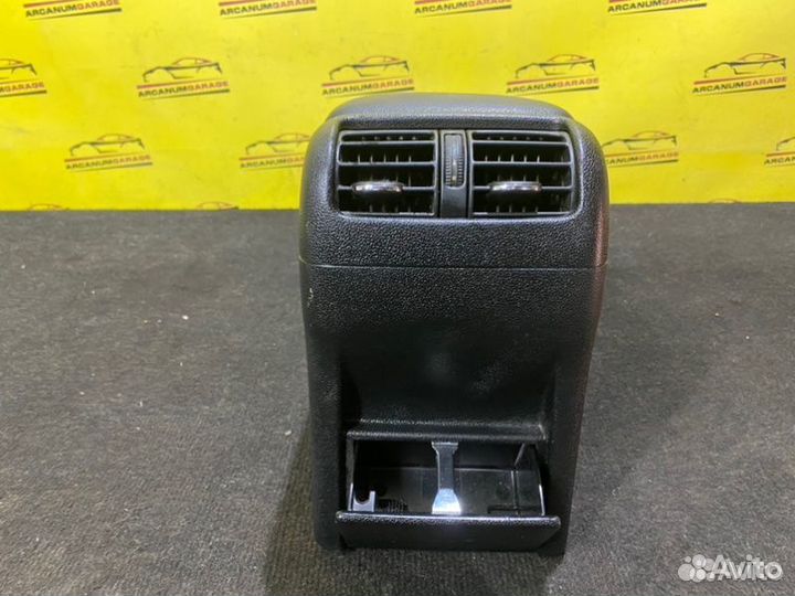 Подлокотник Mercedes Clc W203 OM646.963 2010