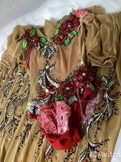 Купальник для художественной гимнастики