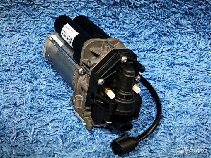 Компрессор пневмоподвески Porsche Panamera 971