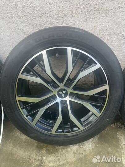 Колеса в сборе r18 летние