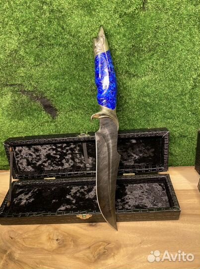 Нож акула дамаская сталь