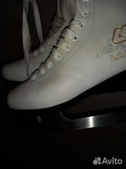 Коньки фигурные