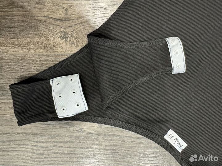 Боди женское черное с длинным рукавом в рубчик 44