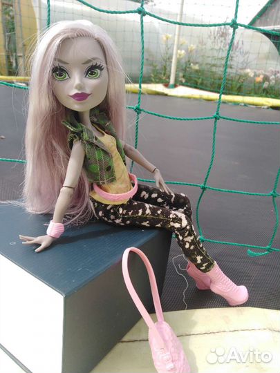 Кукла Монстер Хай