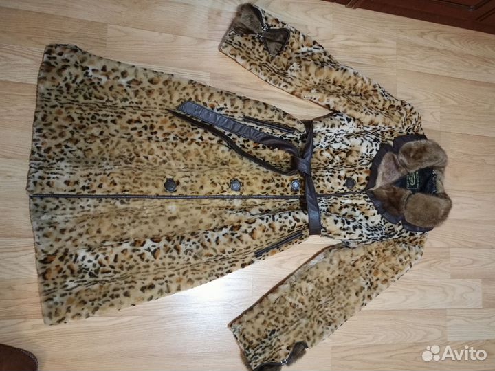 Шуба мутоновая с отделкой из норки 46 48