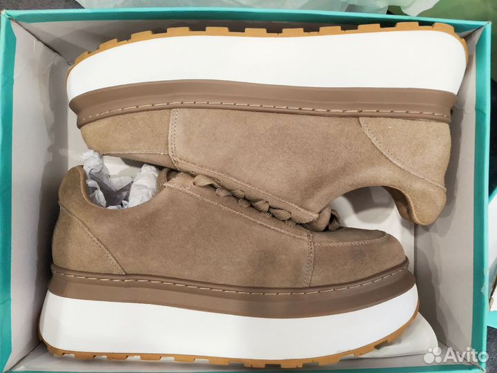 Кроссовки натур замша 39
