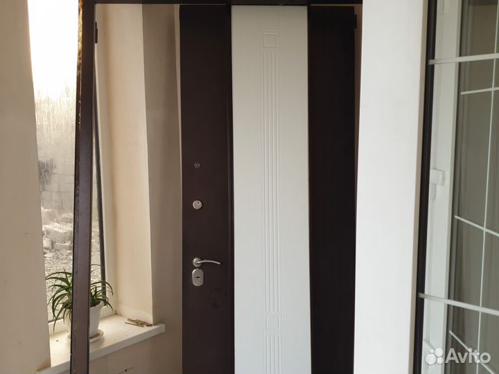 Дверь входная металлическая