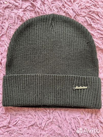 Женская шапка