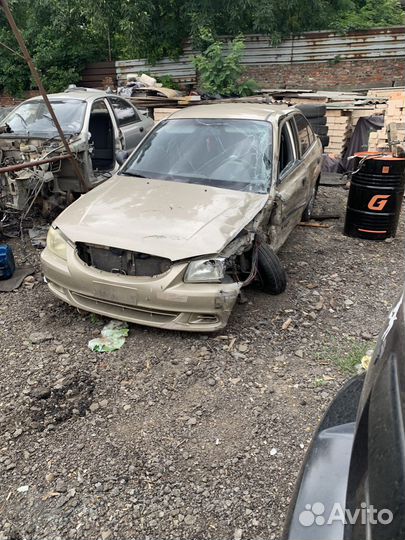 Hyundai accent в разборе