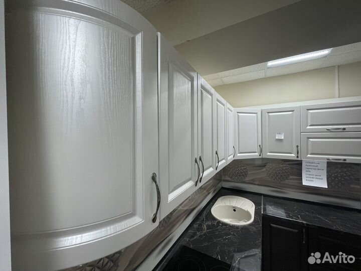 Кухонный гарнитур новый