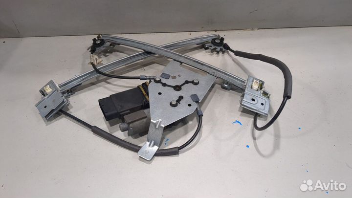 Стеклоподъемник электрический левый передний Skoda Octavia Tour, 2001