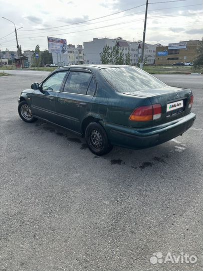 Honda Civic 1.5 AT, 1998, 320 000 км