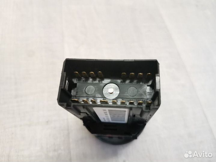 Переключатель света Skoda Fabia 2 1.2 CGP 2012