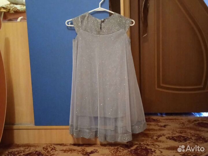 Праздничное блестящее платье