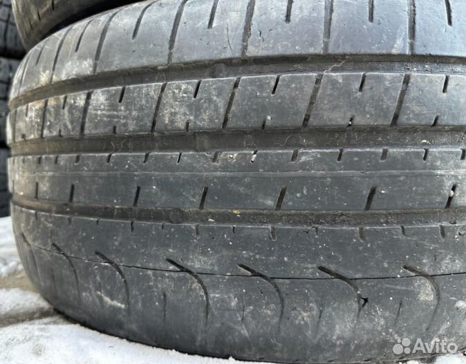 Pirelli P Zero 255/40 R19