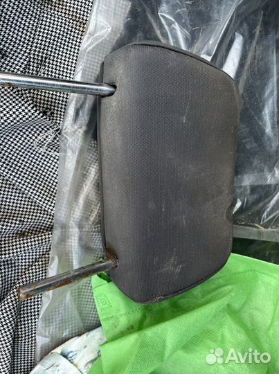 Подголовник нексия 1шт