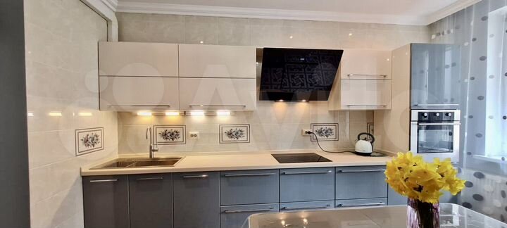 3-к. квартира, 92,3 м², 2/13 эт.