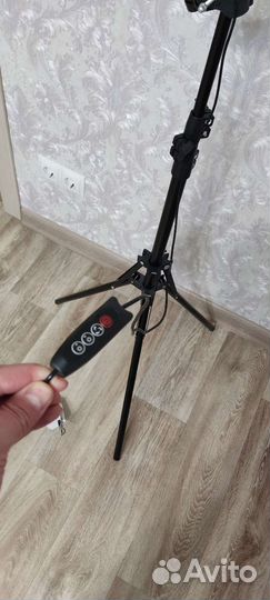 Кольцевая лампа,26 см. со штативом