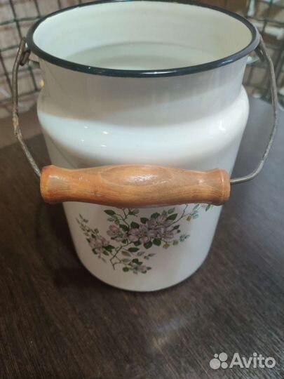 Бедон металлический