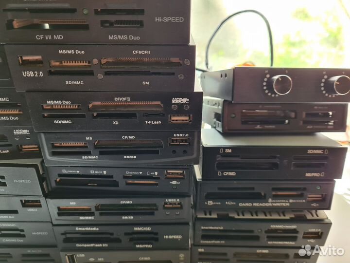 Картридер внутренний 3.5