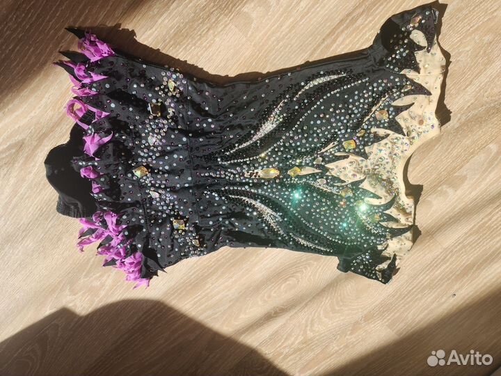 Купальник для художественной гимнастики