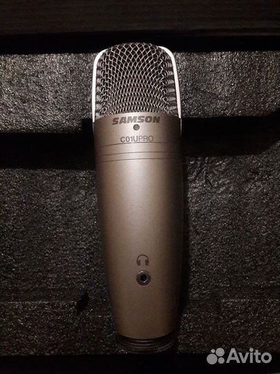 Студийный конденсаторный микрофон Samson c01u pro