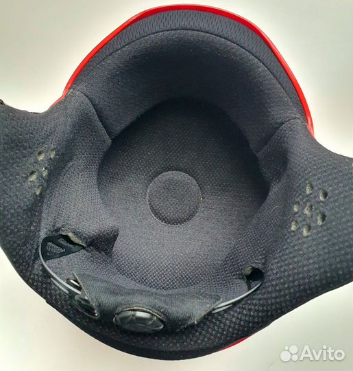 Горнолыжный шлем uvex