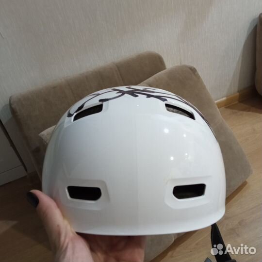 Шлем для велосипеда и скейта
