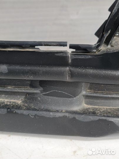 Накладка бампера передняя Toyota Highlander 3